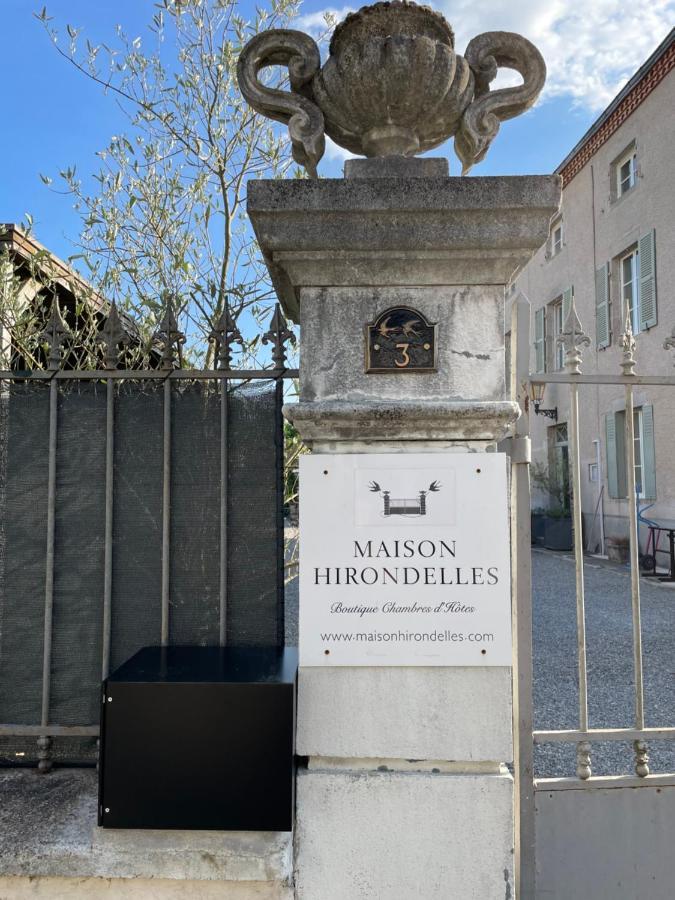 Maison Hirondelles Hotes Mezieres-sur-Issoire Bagian luar foto